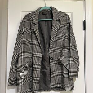 Dress Forum Black and White Checkered Blazer